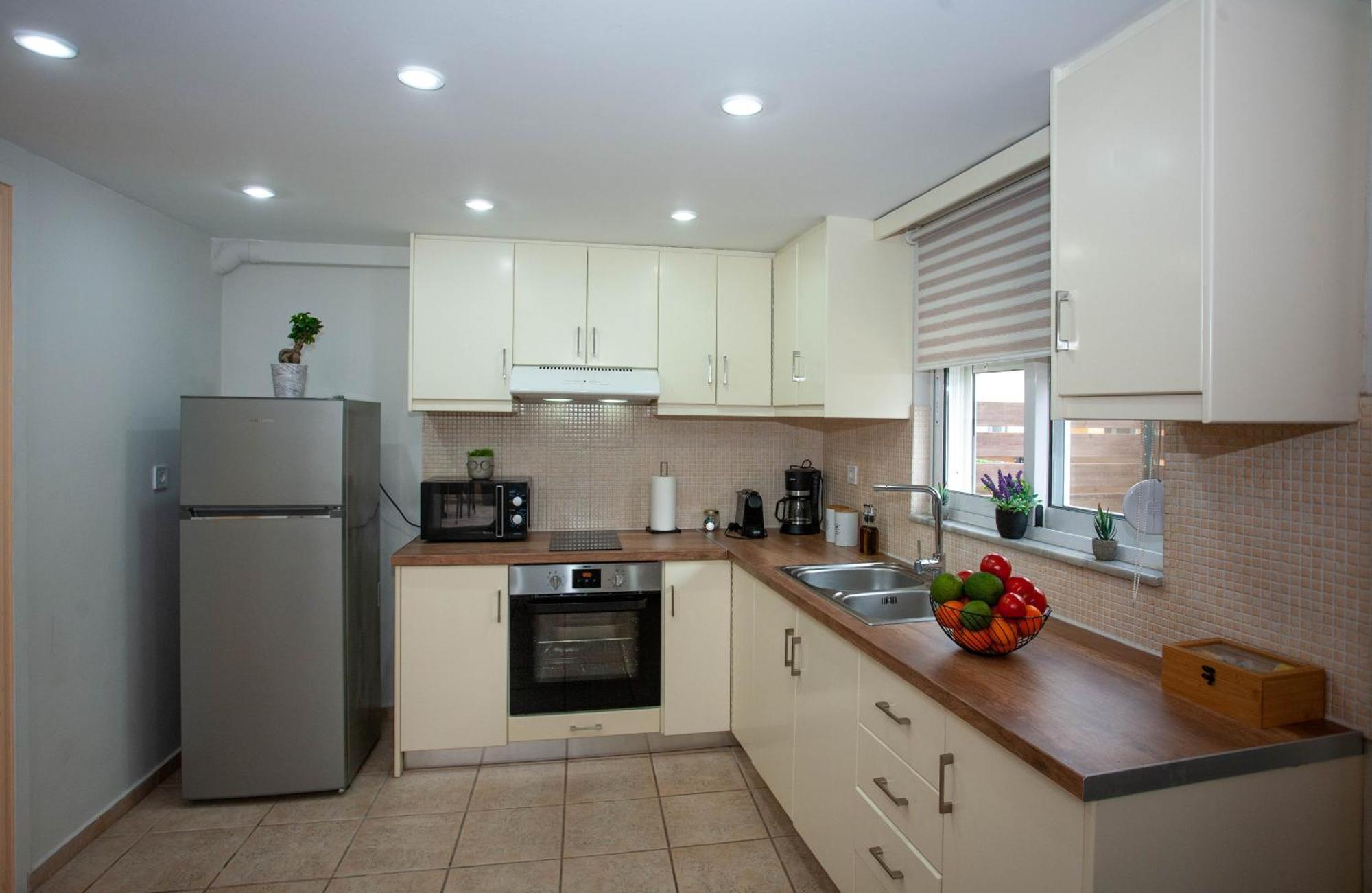 Unique Apartment Hriszí Aktí Haniá Kültér fotó